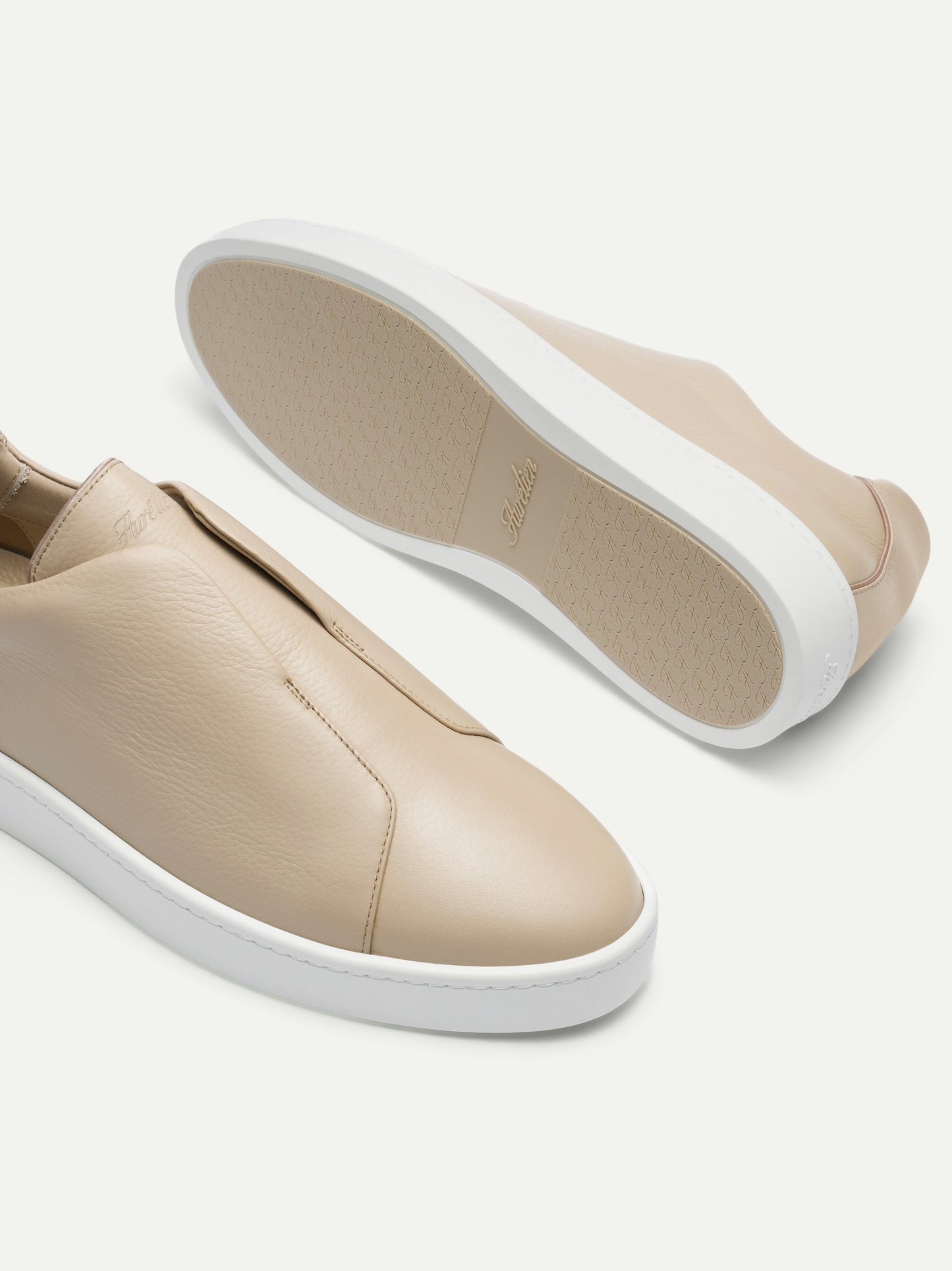 Light Beige Grain AUR3 Sneaker
